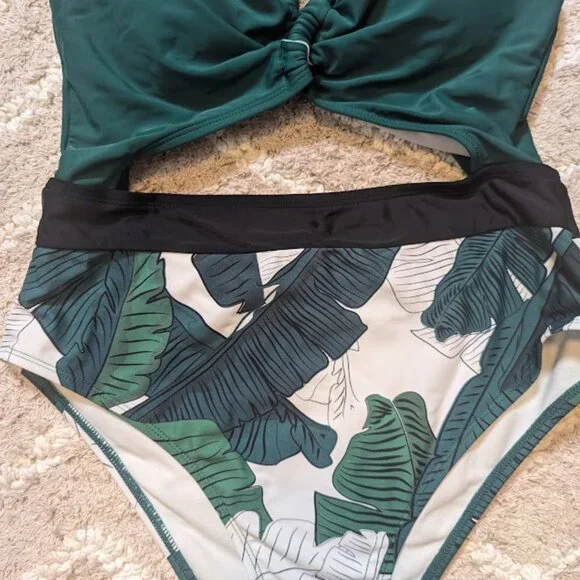 Tropical One Piece Plunge Neckline Cutout Criss Cross Swimsuit Size M - Picture 4 of 7